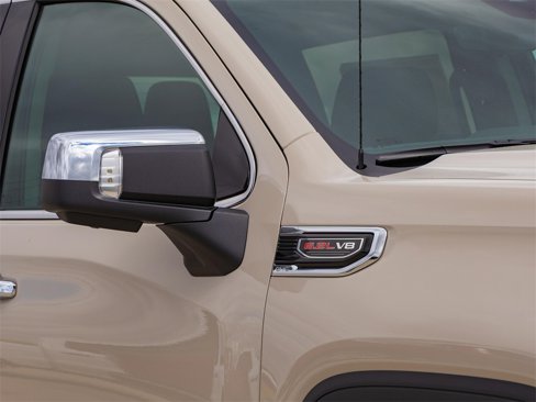 New 2026 GMC Sierra 1500 Denali image 2