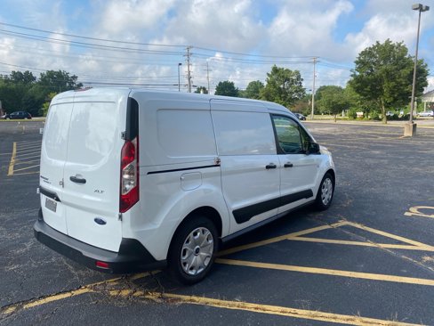 Used 2020 Ford Transit Connect XLT image 5