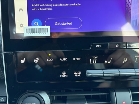 New 2025 Subaru Solterra Limited image 15