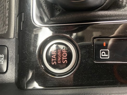 Used 2024 Nissan Kicks SV image 19