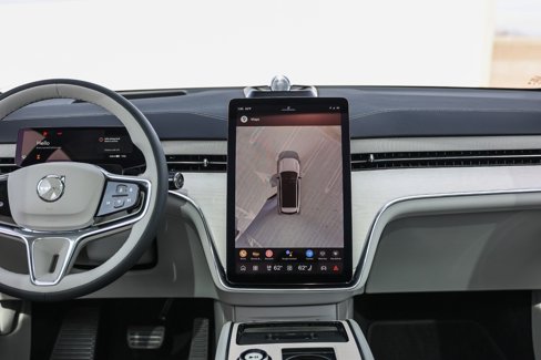 New 2025 Volvo EX90 Ultra image 14