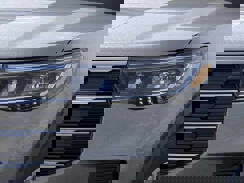New 2025 Ford Explorer Active image 18