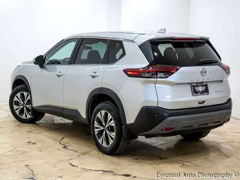 Used 2023 Nissan Rogue SV image 10