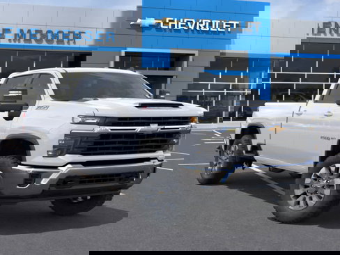 New 2026 Chevrolet Silverado 2500 LT image 7