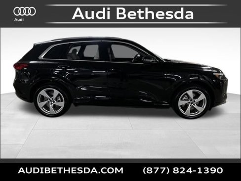 New 2025 Audi Q5 Prestige image 8