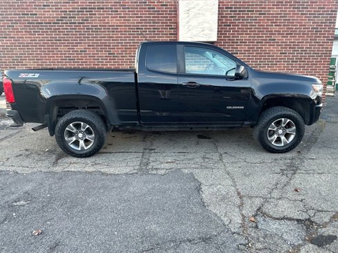 Used 2017 Chevrolet Colorado Z71 image 1