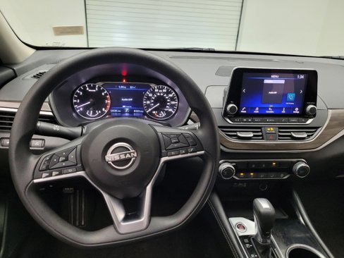 Used 2023 Nissan Altima 2.5 SV image 22