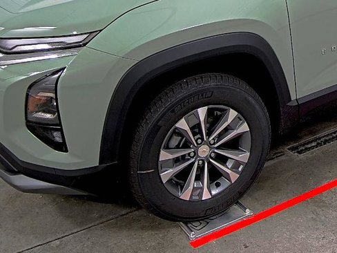 New 2026 Chevrolet Equinox LT w/ Convenience Package II image 7