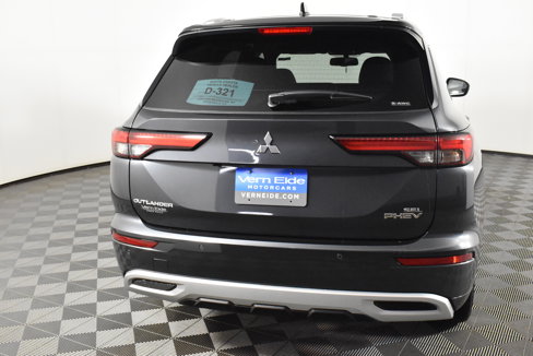 New 2025 Mitsubishi Outlander SEL image 7