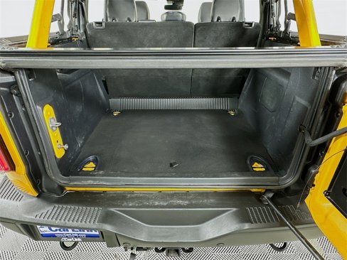 Used 2021 Ford Bronco Badlands image 26