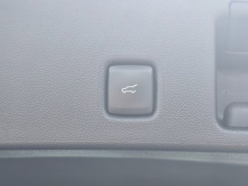 Used 2024 Ford Escape ST-Line image 19