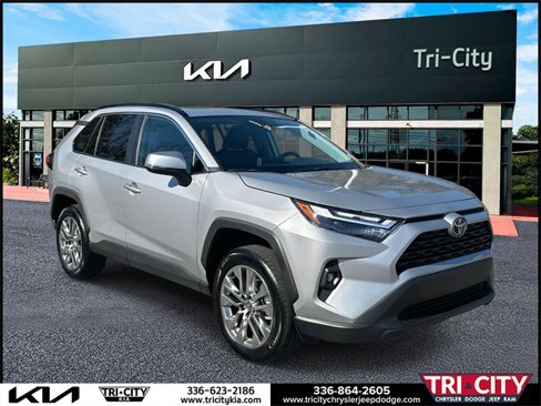 Used 2024 Toyota RAV4 XLE Premium image 1