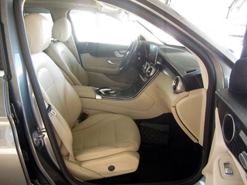 Used 2016 Mercedes-Benz GLC 300 w/ Multimedia Package image 14