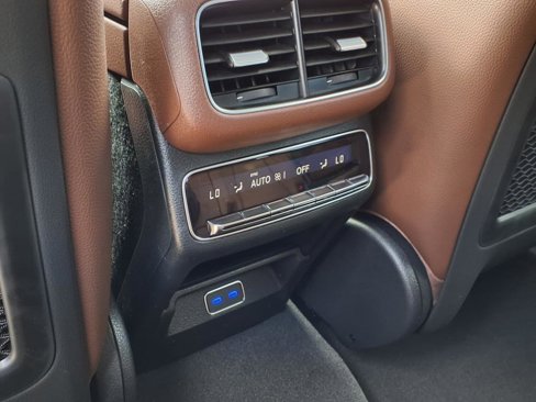 New 2025 Mercedes-Benz GLS 450 4MATIC image 7