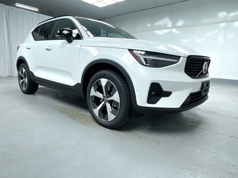 New 2026 Volvo XC40 B5 Plus w/ Protection Package Premier image 1