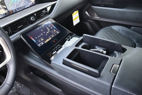 New 2026 INFINITI QX80 Autograph w/ Premium Cargo Package image 36
