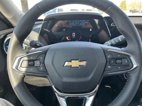 New 2025 Chevrolet Trax LT w/ Driver Confidence Package image 16
