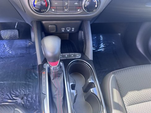 Used 2022 Chevrolet TrailBlazer RS image 16
