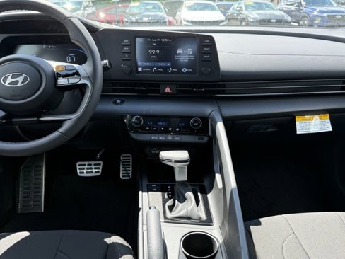 New 2025 Hyundai Elantra Sport w/ Cargo Package image 22