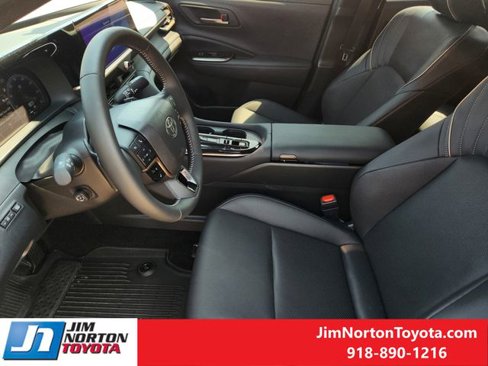 Used 2026 Toyota Crown Platinum image 14