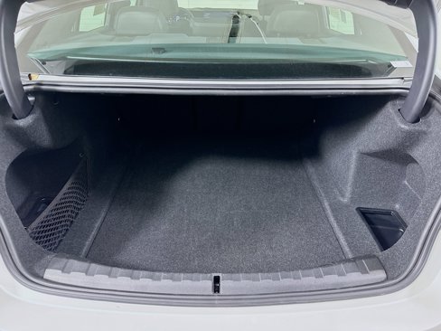 Used 2025 BMW 330i Sedan image 30