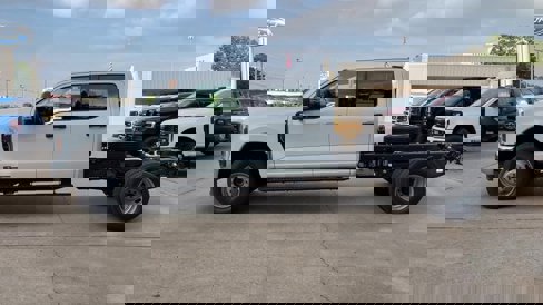 New 2025 Ford F350 XLT w/ XLT Value Package image 3