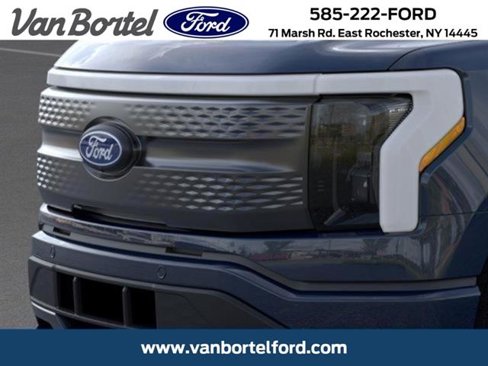 New 2025 Ford F150 Lightning XLT image 75
