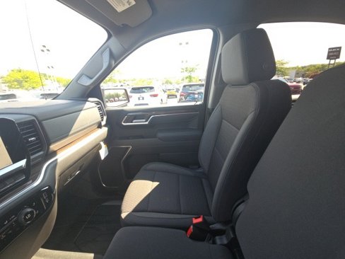 New 2025 Chevrolet Silverado 1500 RST w/ Dark Appearance Package image 24