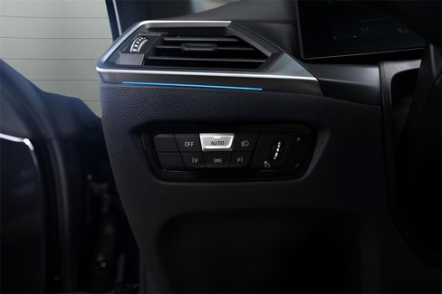 Used 2024 BMW M440i Convertible w/ Parking Assistance Package image 19
