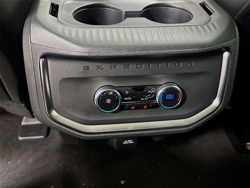 New 2025 Ford Expedition Max Platinum image 26