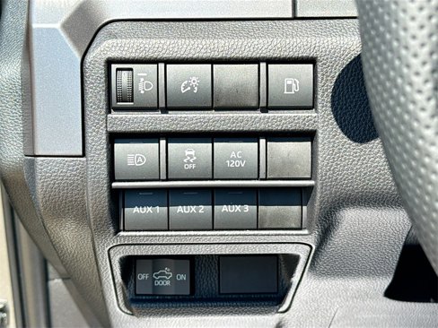New 2025 Toyota Tacoma TRD Off-Road image 10