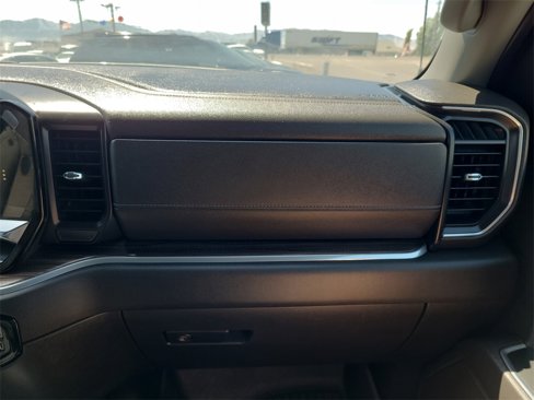 Used 2022 Chevrolet Silverado 1500 RST image 16