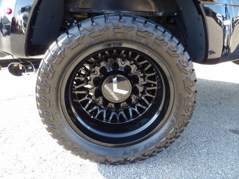Used 2024 Ford F450 Limited w/ FX4 Off-Road Package image 68