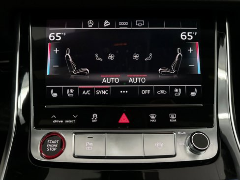 New 2025 Audi RS Q8 performance image 26
