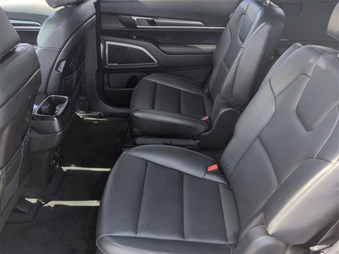 Used 2024 Kia Telluride S w/ S Sunroof Package image 16