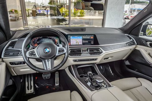 Used 2022 BMW X7 xDrive40i w/ M Sport Package image 23