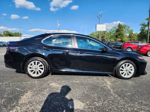Used 2023 Toyota Camry LE image 8