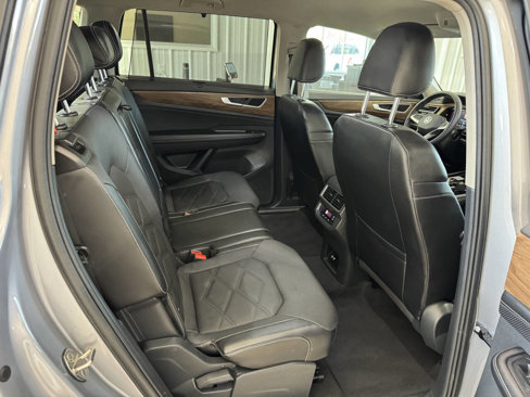Used 2024 Volkswagen Atlas SE image 46