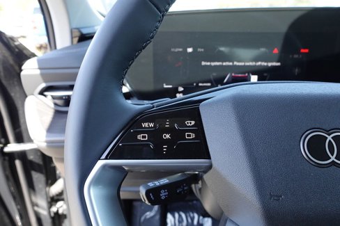 New 2025 Audi Q5 Prestige image 18