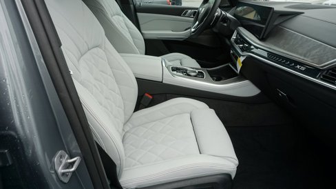 New 2026 BMW X5 xDrive40i w/ Climate Comfort Package image 11