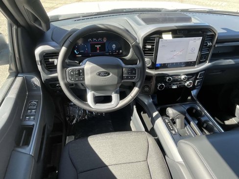 New 2025 Ford F150 XLT image 9