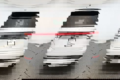 Used 2025 Lincoln Aviator Reserve w/ Jet Appearance Package image 5