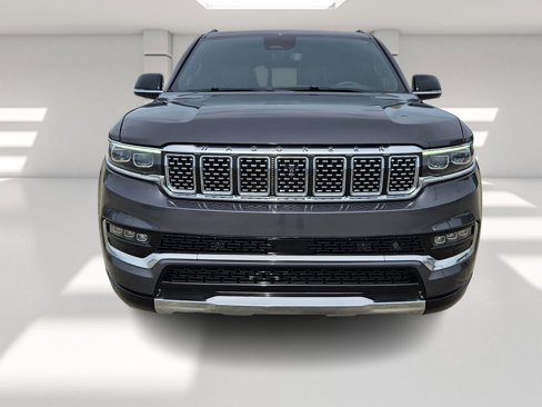 Used 2023 Jeep Grand Wagoneer Series III image 8
