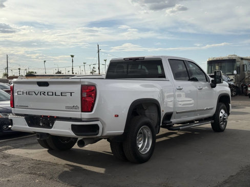 Used 2024 Chevrolet Silverado 3500 High Country w/ High Country Premium Package image 13