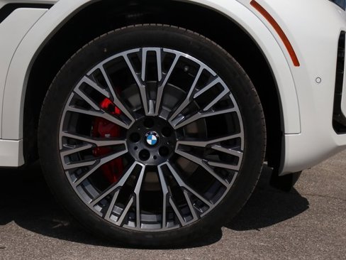 New 2026 BMW X6 xDrive40i image 5