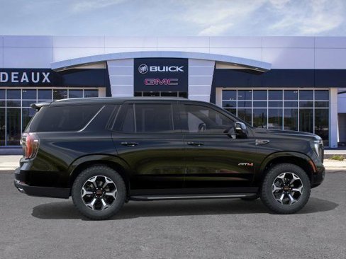 New 2025 GMC Yukon AT4 w/ Premium Trailering Package image 29