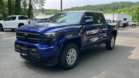 New 2025 Toyota Tacoma SR5 image 3