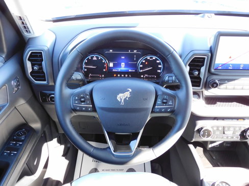 New 2024 Ford Bronco Sport Outer Banks w/ Tech Package image 18