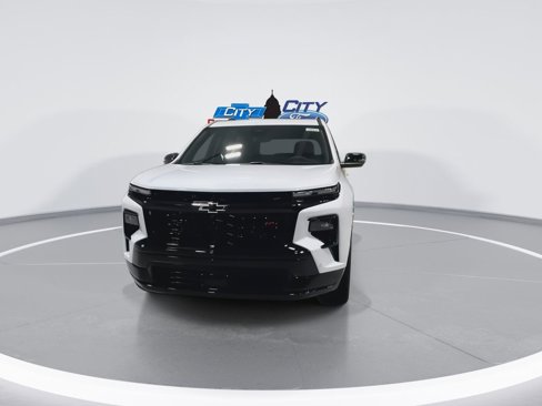 New 2026 Chevrolet Traverse RS w/ LPO, Floor Liner Package image 4