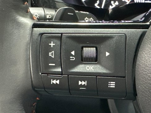 Used 2023 Nissan Pathfinder Rock Creek image 5